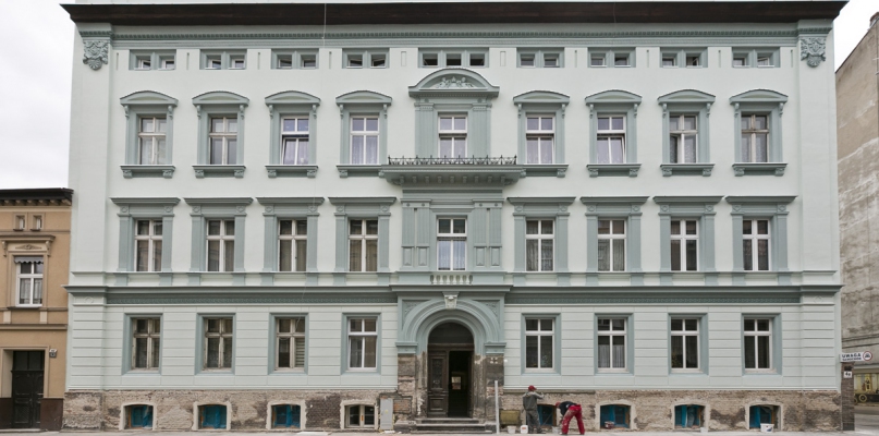 Kamienica z 1876 roku przy ul. Królowej Jadwigi 6. Fot. Jacek Nowacki