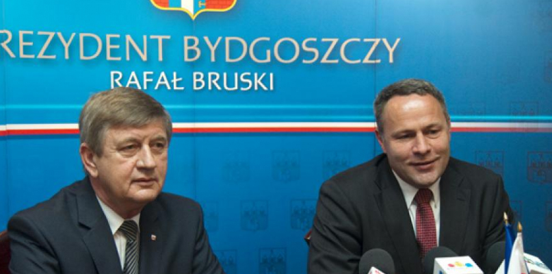 Doradca Stefan Markowski i prezydent Rafał Bruski. Fot. Jacek Nowacki
