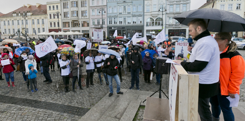 Protest medyków na Starym Rynku - 29.10.2017. Fot. Jacek Nowacki