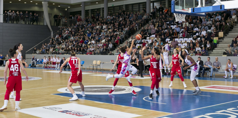 Artego Bydgoszcz - Wisła Kraków 67:78 (3.12.2017). Fot. Jacek Nowacki