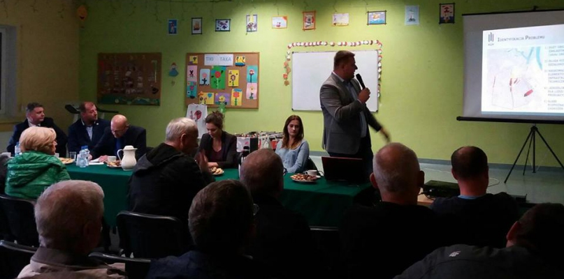 Spotkanie naukowców z AGH i mieszkańcami Łęgnowa Wsi