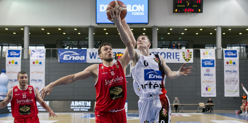 Enea Astoria Bydgoszcz - Jamalex Polonia 1912 Leszno 89:79. Artego Arena, 17.03.2018. Fot. Jacek Nowacki