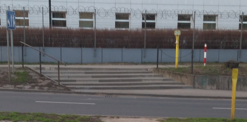 Schody przy Szubińskiej. Zdjęcie nadesłane