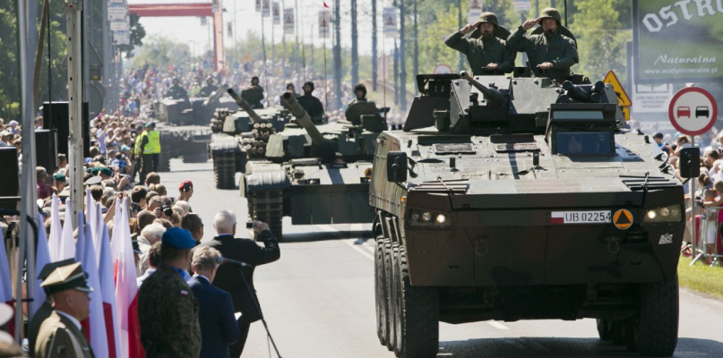 Parada wojskowa w 2017 roku. Fot. Jacek Nowacki