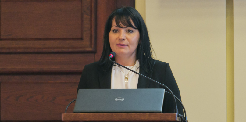 Program o dofinansowaniu procedur in vitro referowała dyr. Biura ds. Zdrowia i Polityki Społecznej Agnieszka Bańkowska Fot. Jacek Nowacki