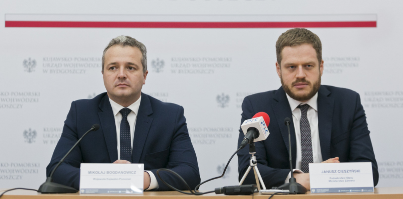 Wojewoda Mikołaj Bogdanowicz i wiceminister zdrowia Janusz Cieszyński. Fot. Jacek Nowacki