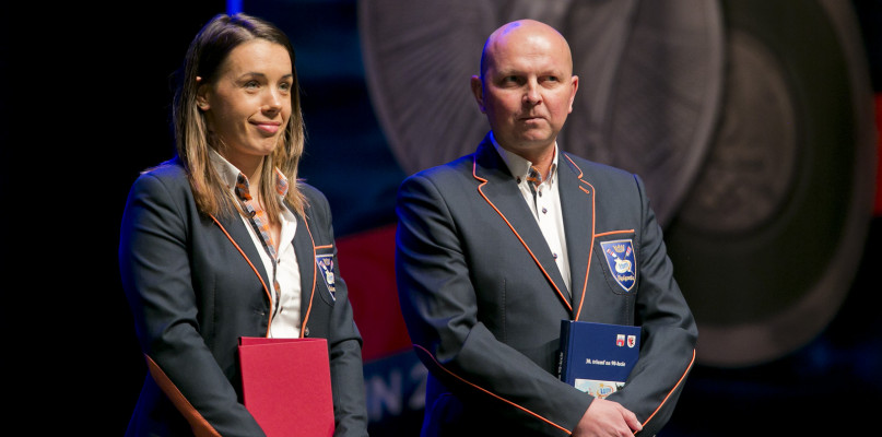 Złoci medaliści igrzysk olimpijskich Magdalena Fularczyk-Kozłowska  i Robert Sycz. Fot. Jacek Nowacki