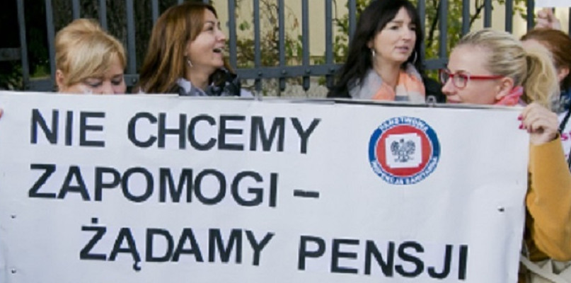 Po pracownikach sanepidu protestują kolejne grupy zawodowe. Fot. (jn)