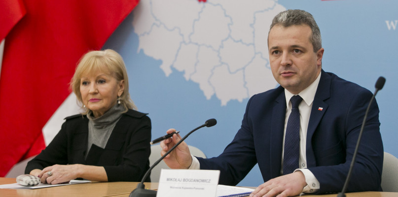 Dyrektor Maria Dombrowicz i wojewoda Mikołaj Bogdanowicz. Fot. Jacek Nowacki