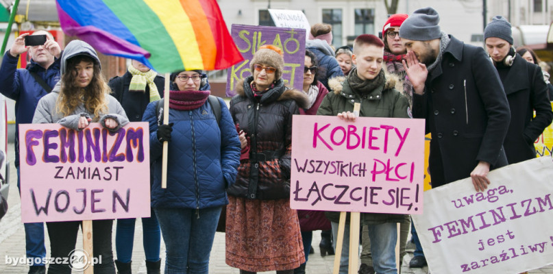 IV Bydgoska Manifa przeszła ulicami miasta w marcu, w maju przejdzie I Marsz Równości. Fot. Jacek Nowacki