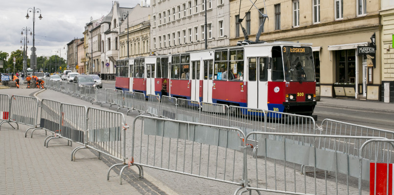 Budowa przystanku wiedeńskiego przy ulicy Focha ruszyła... Fot. Jacek Nowacki