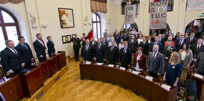 Zdjęcie z inauguracyjnej sesji Rady Miasta Bydgoszczy tuż po wyborach. Fot. Jacek Nowacki