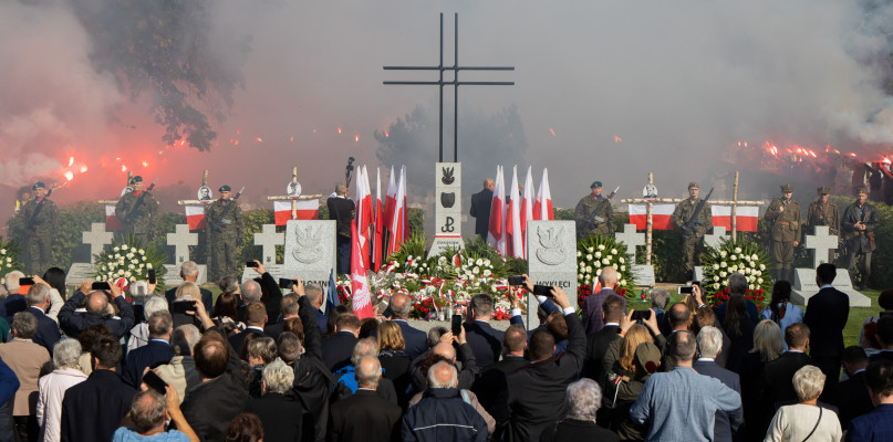 Pogrzeb Żołnierzy Wyklętych - Bydgoszcz - 26.09.2021. Fot. Jacek Nowacki