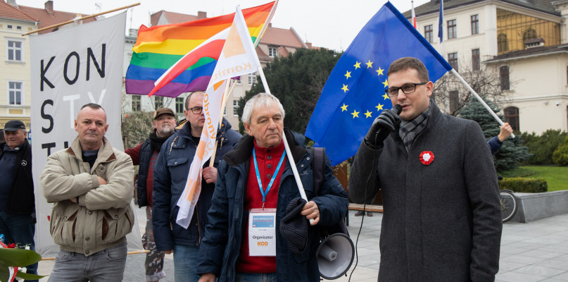 Obchody święta 11 listopada w opozycyjnej wersji w Bydgoszczy. Fot. Jacek Nowacki